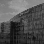 Việc thay đổi chính sách của những công ty công nghệ, góc nhìn từ Microsoft